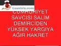 indirmek için tıkla http://www.youtube.com/get_video?video_id=wBrdtNlDrvc&t=OEgsToPDskL09PjW-ZEEw4UOAoucDywZhaberi okumak yorum bırakmak için tıklahttp://www.gazeten.com/savcinin-ses-kaydi-yargiya-agir-hakaretler/Ankara'nın üstünde YouTube kâbusu...Eski YÖK Başkanı Teziç ile Tuğgeneral Erten'den sonra şimdi de savcı S.D.nin sözleri YouTube'a düştü.Bürokrasinin başkenti Ankara'da YouTube kâbusu yaşanıyor. YouTube'da art arda yayınlanan kayıtların ardından Genelkurmay Başkanlığı Elektronik Sistemler (GES) Komutanı Tuğgeneral Münir Erten görevinden affını isterken, bu defa da Geniş Yetkili Ağır Ceza Mahkemesi Savcısı S.D.'ye ait olduğu ileri sürülen ses kayıtları yayınlandı. YouTube'un son mağduru S.D. konuyla ilgili açıklama yapmadı. Adliye çevrelerinden edinilen bilgiye göre, S.D.'nin sesi iki sene önce kaydedilmiş. Adliye koridorlarında, görüşmenin, bir başka savcının odasında kaydedildiği, dönemin Adalet Bakanı Cemil Çiçek'in de konu ile ilgili savcının bilgisine başvurduğu, ancak henüz herhangi bir inceleme ya da soruşturma yapmadığı konuşuluyor.SAVCIDAN ŞOK SÖZLERSavcı S.D.'nin, 2006'nın mart, nisan ve mayıs aylarında, bilinmeyen bir kişi ile girdiği iddia edilen diyaloglar, dönemin Diyarbakır Valisi, şimdinin Başbakanlık Müsteşarı Efkan Ala'ya yönelik. YouTube'daki konuşmada isim vermeden Ala için çok ağır sözler bulunuyor ve ilde güvenliği sağlayamadığından bahsediliyor. S.D.'ye atfen yayınlanan konuşma kaydında, askerin uyarılarını yaptığı, şimdi kenardan seyrettiği belirtilirken, 
