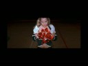 Cae - Casi una mujer (Video: American Beauty)