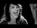 Such a beautiful German love song!! / Revolverheld feat. Marta Jandová - Halt Dich an mir fest ~> http://t.co/nyS1r7q