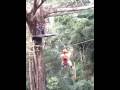 videos de Sharky ziplining at Flight of the Gibbon
