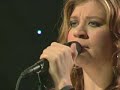 Kelly Clarkson - Behind These Hazel Eyes - Live on VH1 Kelly Clarkson - Behind These Hazel Eyes - Live on VH1