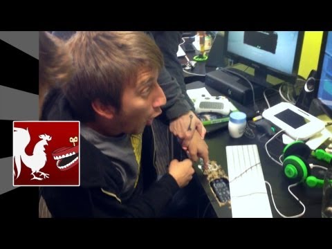 RT Life - Finger in a desk
