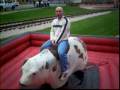 videos de Rickey rides the mechanical bull