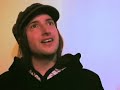 annika forsberg meets jason stollsteimer of the von bondies who are on a nine month tour throughout europe.

the von bondies also includes the members alicia gbur (keyboards), matt lannoo (guitar), leann banks (bass) and don blum (drums).

more episodes of the band can be found on www.dayrobber.com