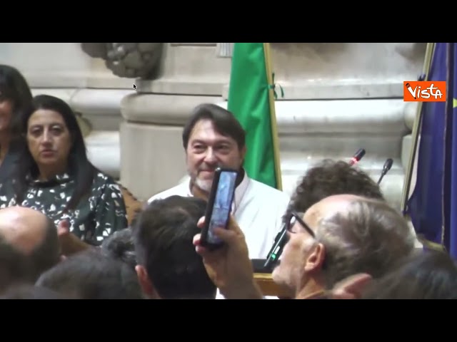 La standing ovation dei Magistrati dell'Anm per Sigfrido Ranucci: Sono plurindagato con 220 querele