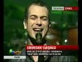 eurovison 2008
 turkey
mor ve �tesi (purple and beyond) - deli (crazy)
 

 ---------------------------------

aran?yor sahibi ruhumun
tam yerine mi d�?t�m
direniyor faili tutkunun
k?zm?? ve k���lm�?

aran?yor sahibi ruhumun
tam yerine mi d�?t�m
direniyor direniyor direniyor

beni b�y�t�n, a?latmay?n
sevginiz nerde �v�nd�?�n�z
beni b�y�t�n, a?latmay?n
sahte d�?lerle oyalamay?n

bir ak?ll? bir yar?m deli
d�rt yan?m ak?ll? bir yan?m deli
herkes ak?ll? bir ben deli
bir ben deli bir ben deli

beni b�y�t�n, a?latmay?n
sevginiz nerde �v�nd�?�n�z
beni b�y�t�n, a?latmay?n
sahte d�?lerle oyalamay?n