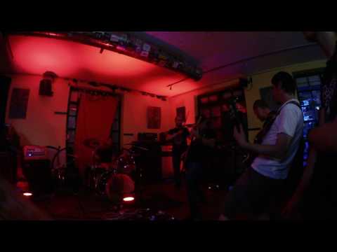 Tengri - Tengri - live Café na půl cesty ( 11.7.2017 )