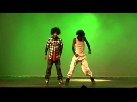 رقص بزاز