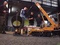 grues radiocommand�es Liebherr LTM 1100 et 1030