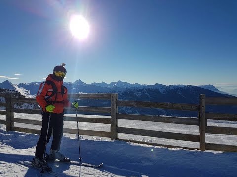 Спуск на горных лыжах в Варс