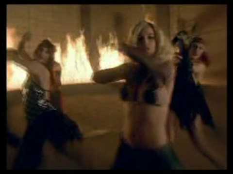 britneytv - Check out Britney on tour with Ciara and Kristinia Debarge!