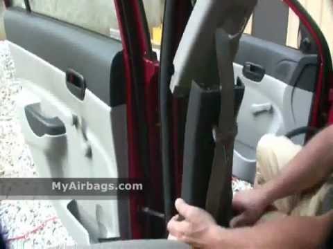 how to unlock seat belt after accident