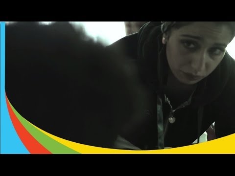 الزوجة - حمل تطبيق يوتيرن عن طريق http://goo.gl/z51nZ4 #سر_الخزنة تتواصل حيرة عادل في معرفة ماذا يحدث له، هذه المره احداث جديدة مع زوجته وولده !! ما هو سر...