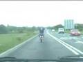 YAMAHA RD 350 WHEELiE. 