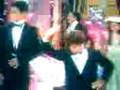 videos de los hechiceros de waverly place quinceañera (español) lol