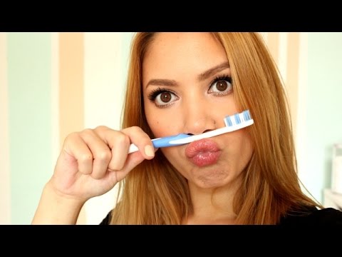 Beauty - Die Zahnbürste kann viel mehr als nur gut Zähne putzen! Für welche anderen Beauty Zwecke sie genutzt werden kann, zeige ich euch in diesem Video! Viel Spaß und ich hoffe es gefällt euch...