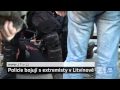 17.11. Policisté zatýkají extremistu v Litvinově