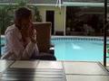 videos de A Random Big Pool In The Middle of the yard =]