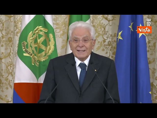 Mattarella: "Unione Europea oggi sconta gli effetti della mancanza di difesa comune"