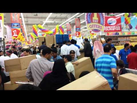 AMERCAIN TOURISTER KUWAIT ONE DAY PROMOTION AT GEANT HYPERMARKET 360MALL1