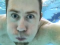 Motorola defy schwimmbad unterwasser underwater pool swimming