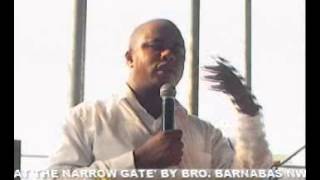 CONTEMPLATING THE CROSS AT THE NARROW GATE