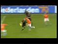 videos de Robin van Persie scoort de 2-0 in de wedstrijd Nederland - Zweden
