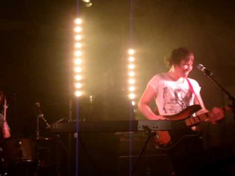 Jump Into the Fog I Wombats TokyoVempires & Wolves 