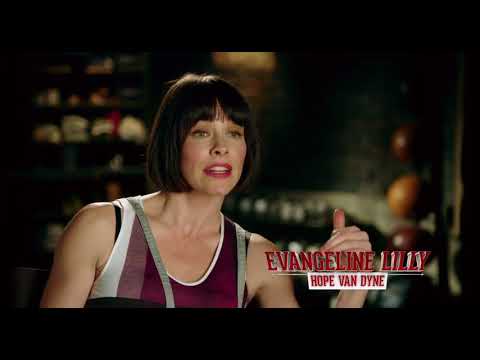 Small Things - Featurette Small Things (Anglais)