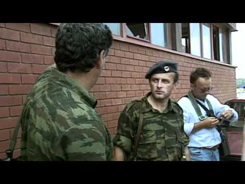 bósnia - An ITN report years later (2010) about the situation in post civil war Bosnia-Herzegovina. The original reporter who first broke the story about the Omarska ...
