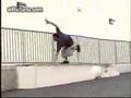 caiditas en patineta