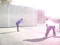 la raza jugando handball