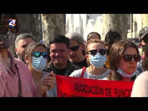 Trabajadores se manifestaron en Plaza Constitución