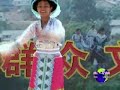 Song: Nkauj Ntxhais Hmoob (Hmong Version)Artist: 项定秀 Mee HangLYRICS in Green Hmong:Peb hmoob me nkauj ntxhaisQab tab ntxuaj quas txogSeev quas yeeg ib zaj txujRaws yeeb tim hauv tojYuav vim tug tsi numUa ruj yeeg quas logSuab qeej ntxhe hav tuajRaug luag nta kev togO!.. zoo los ntoo kev os..Tej ku ntooKwv luag ntuaj cuag hlo..Txiv qeej os.. raug pes ntagNkauj ntxhais sab ntxhe lagZoo lau.. zoo tag lau..Ntxhee quas log lau..Peb Hmoob miv nkauj ntxhaisHauv toj tuaj hawm luagTuav kaus yeev qeb suab hloTxaj laag ntaa yeev tuajYuav has tug tsi txujRuag hluas pauv ruab sabPus nkaus tsuag ntiv qeejZaaj zaaj twb txog cuag O... zoo lau...Ib txwj txwj ib nkawm nkawmNraim ntshis cej kauj vuamPiv taam tau toj hauv pegPaaj tshab tawg lab vogZoo lau!... zoo tag lau!...Tawg lab vog... zoo tag Lau!
