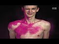 Click here to watch this video The Boys of Milan Fashion Week / Los muchachos de la Semana de la Moda de Milán
