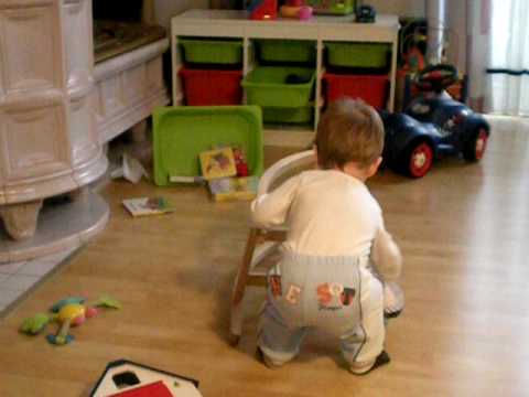 übers Knie legen - Schauckelpferd übers Knie gelegt *lol*