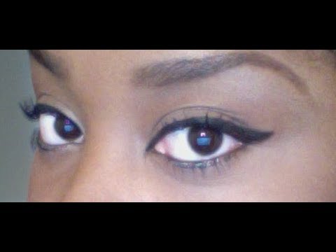 how to apply eyeliner on the top lid with a pencil