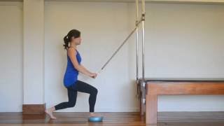 Fortalecimento de Membros Superiores com Isometria de Membros Inferiores sobre a Overball