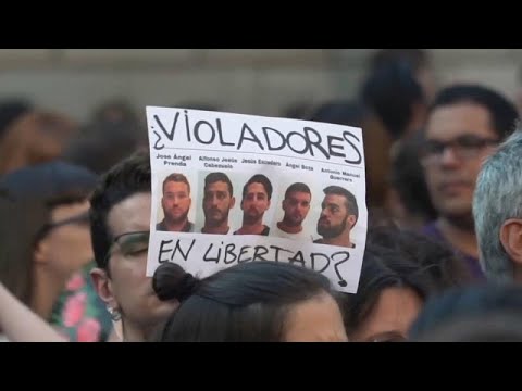Spanien: Haftstrafen für Gruppenvergewaltiger auf 1 ...