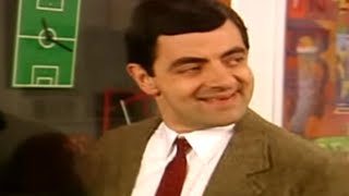 MrBean - Mr Bean - Being annoyng
