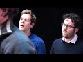 trailer van de geschiedenis van de familie avenier deel 3 & 4 van maria goos door het toneel speelt
met carine crutzen, gijs scholten van aschat, peter blok, marisa van eyle, tjitske reidinga, marcel hensema e.a.