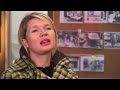 trailer van de geschiedenis van de familie avenier deel 3 & 4 van maria goos door het toneel speelt
met carine crutzen, gijs scholten van aschat, peter blok, marisa van eyle, tjitske reidinga, marcel hensema e.a.