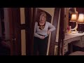scene from fat actress featuring kirstie and some too-tight pants.  sexy stuff.