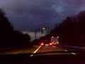Nachtfahrt auf der Autobahn im Corsa D