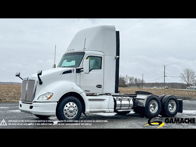 2016 KENWORTH T680 DAY CAB in Heavy Trucks in La Ronge
