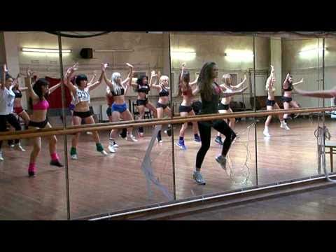 Pump It Up Body Burn 2011 (Ministry of Sound) Behind The Scenes