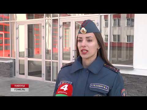 Успеть за четыре минуты. В Добруше МЧС спасли из огня мужчину видео