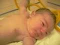 2° parte do nacimento do filho da laiza,apiada por maria clara dona do projeto apoio na gravidez é muito importante quando não se tem mesmo em barraço o que vale é o amor