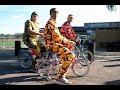 Ali g VS El niņato del metro de Valencia Ali g VS El niņato del metro de Valencia