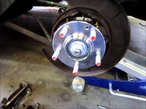 Kia Sportage wheel bearing replacement
